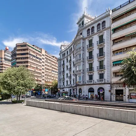 Bns Triunfo Centro * Granada