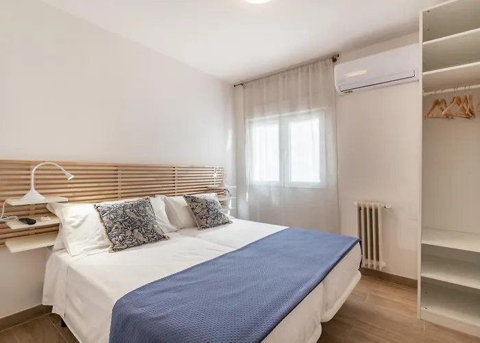 Bns Triunfo Centro Apartment Granada